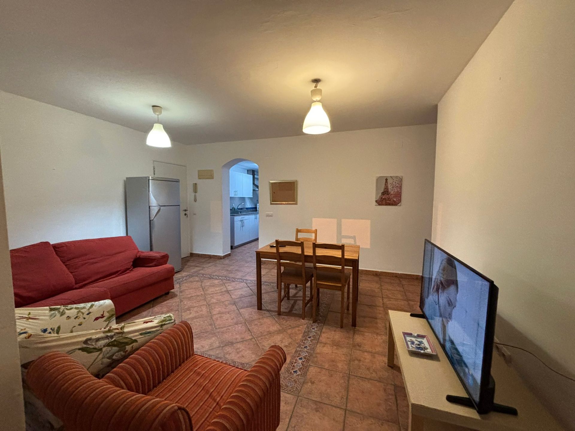 Sala d'estar de Pis de lloguer en San Roque amb Moblat