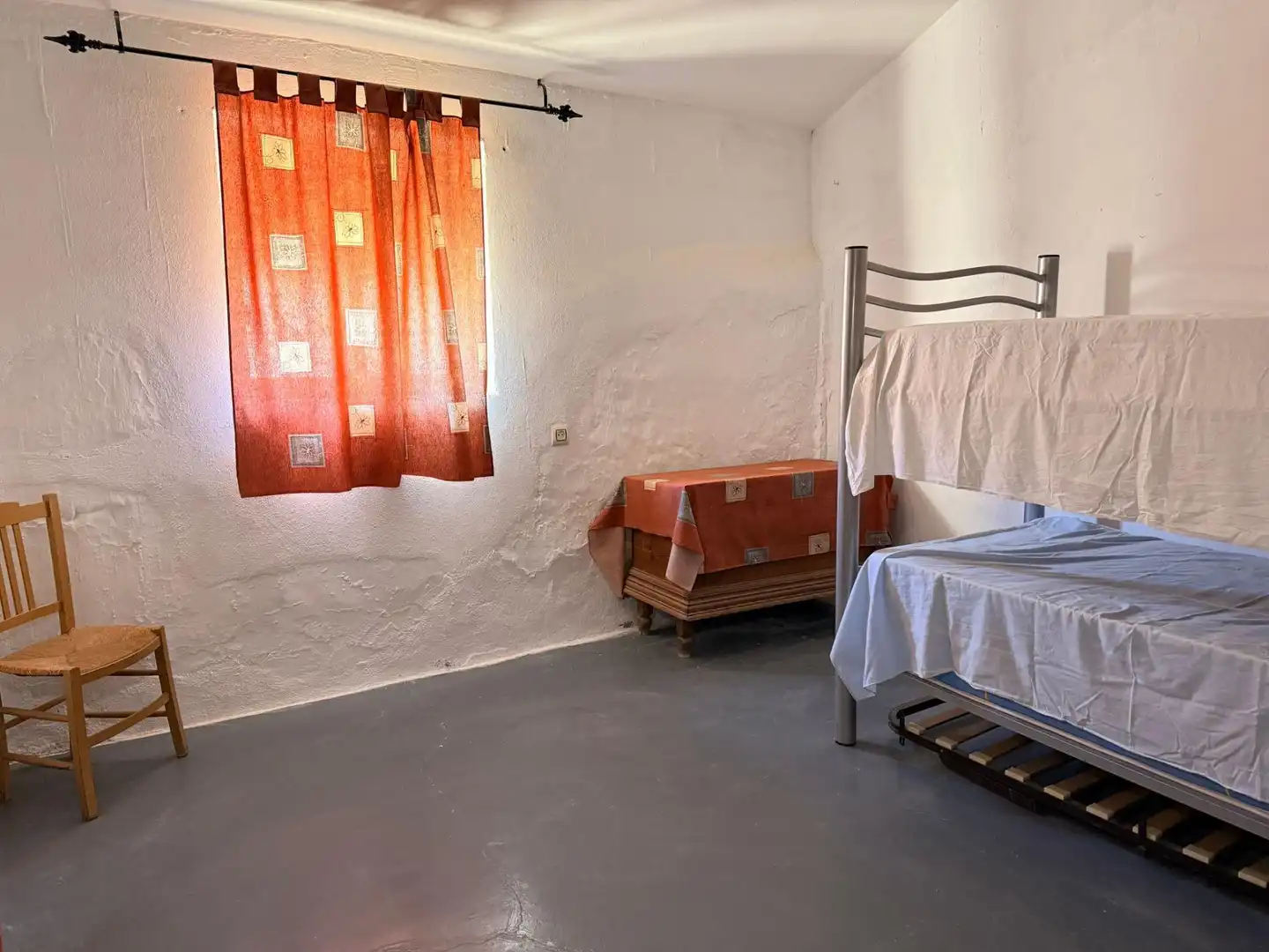 Dormitori de Finca rústica en venda en Cóbdar