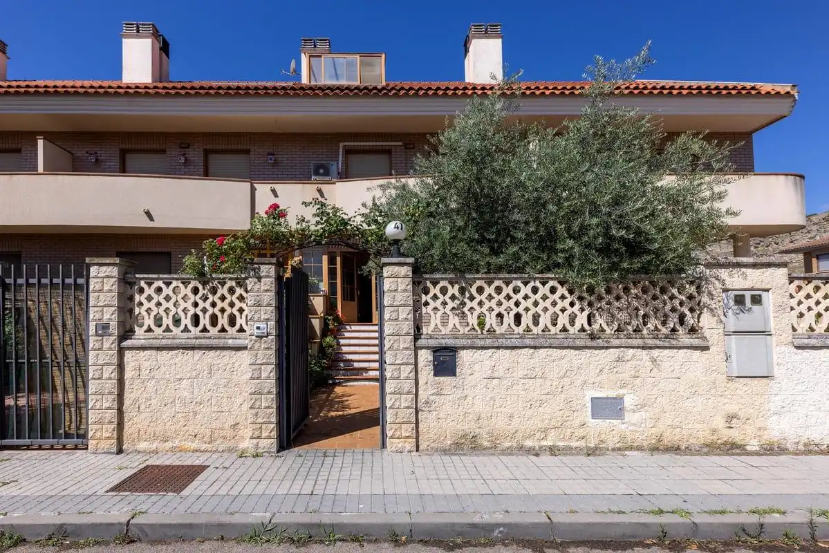 Exterior view of Detached homes for sale in Calatayud  with Air Conditioner, Heating and Terrace