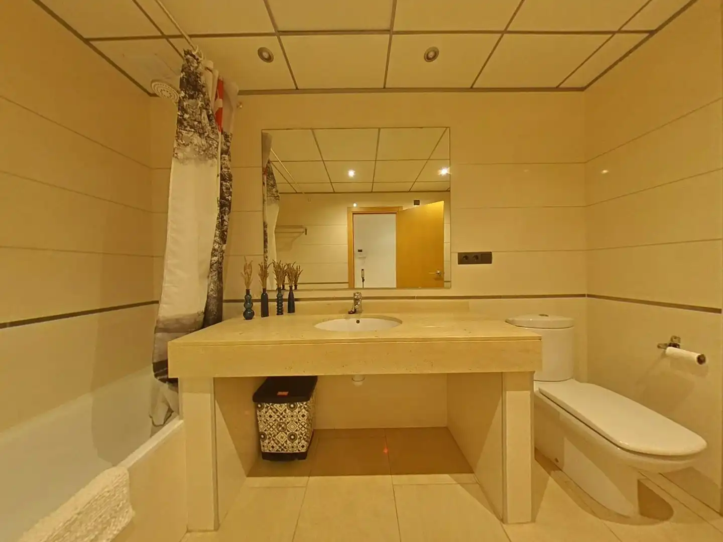 Baño de Planta baja en venta en Mont-roig del Camp con Aire acondicionado, Jardín privado y Terraza