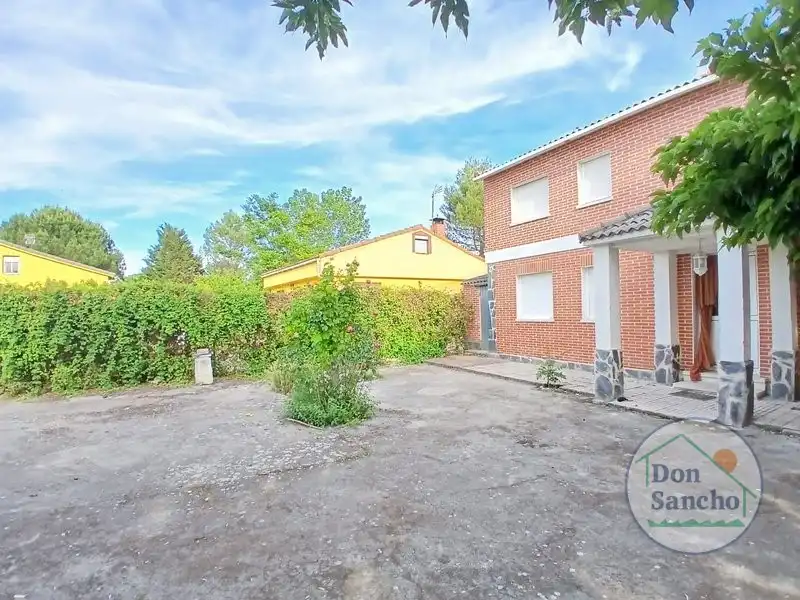 Vista exterior de Casa o chalet en venta en Traspinedo con Calefacción, Terraza y Trastero