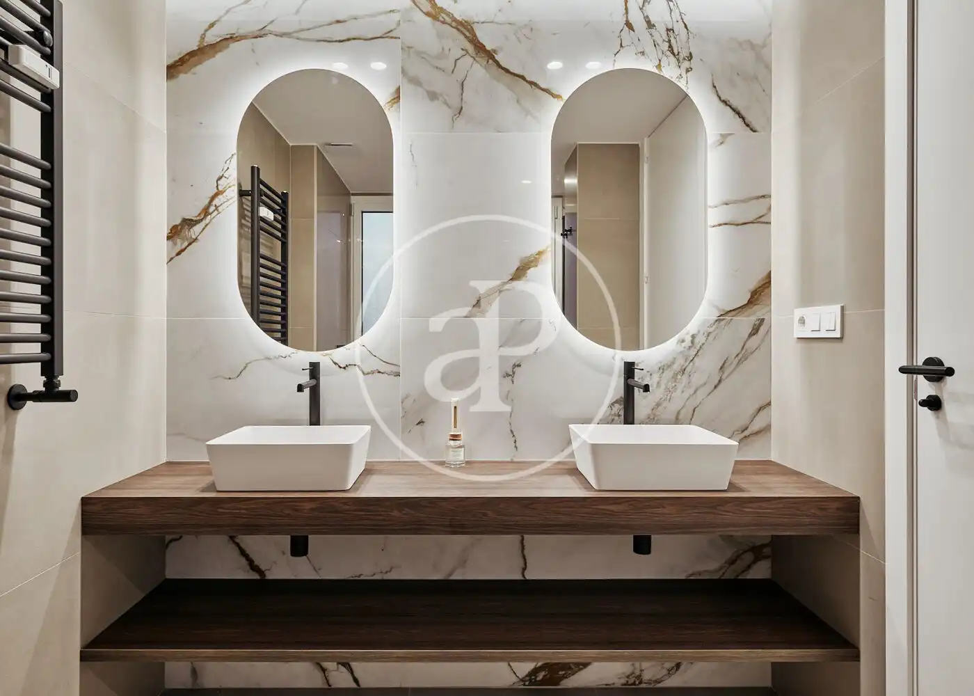 Badezimmer von Wohnung zum Verkauf in Madrid mit Klimaanlage, Heizung und Terrasse