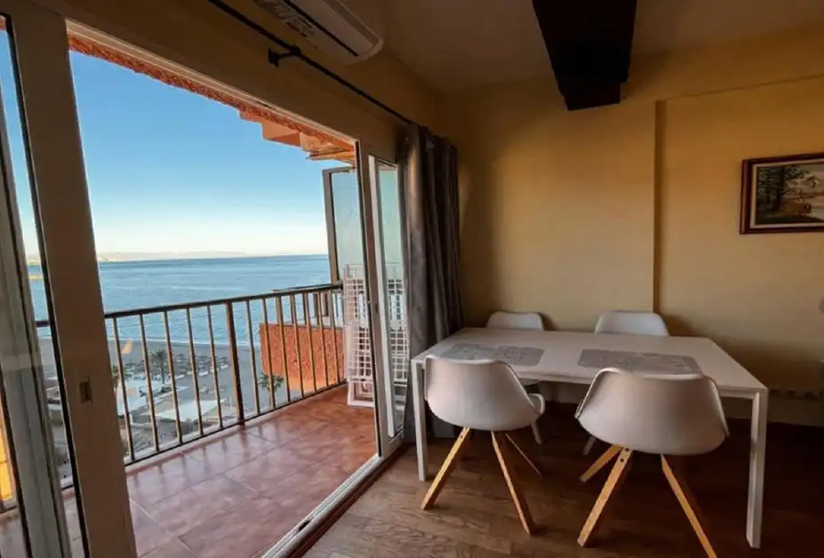Wohnung mit Terrasse zum Verkauf in Las Gaviotas  - Carvajal