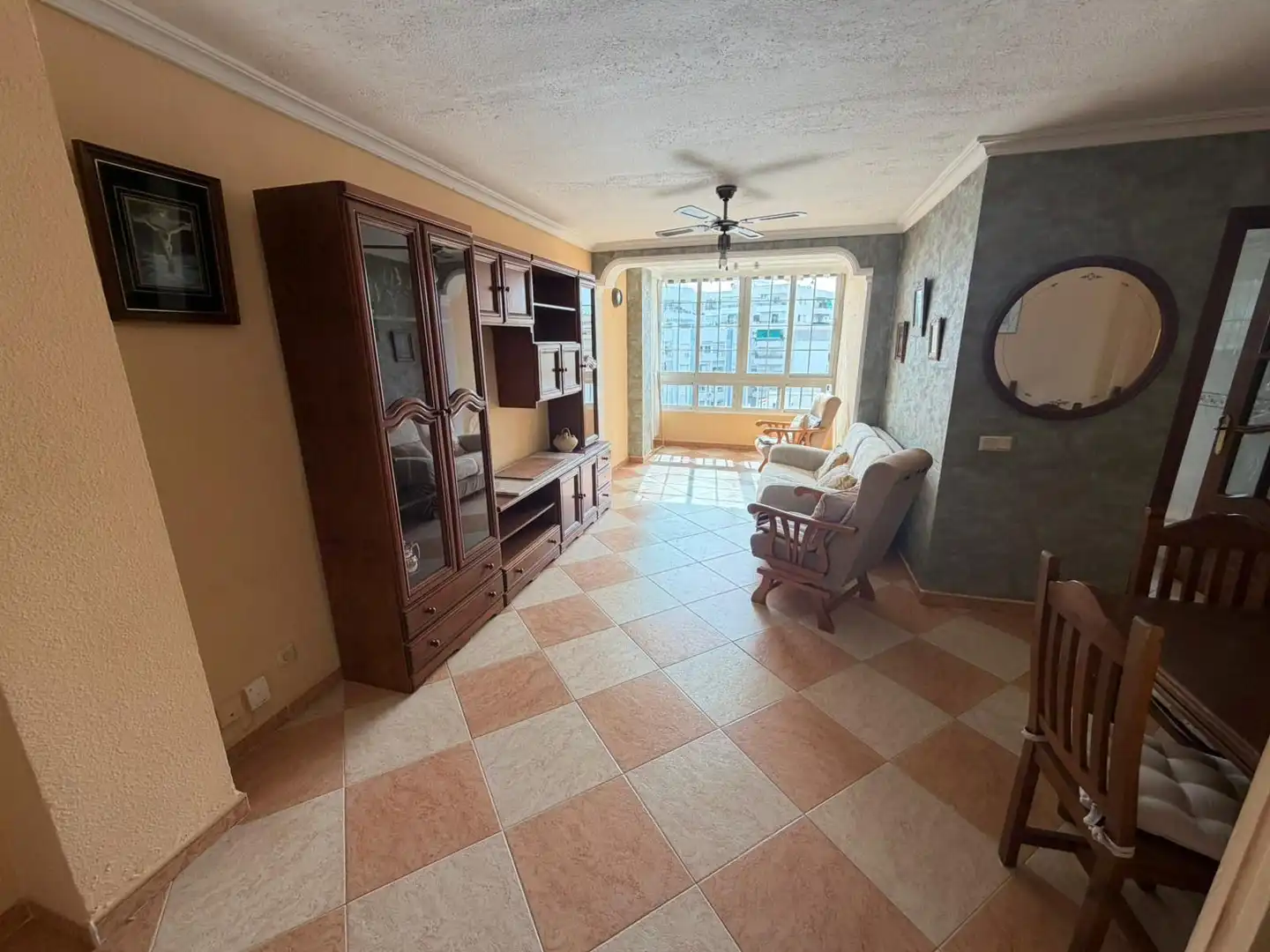 Living room of Flat for sale in Marbella  with Private garden, Terrace and Oven