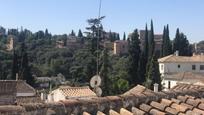 Vista exterior de Dúplex en venda en  Granada Capital amb Calefacció, Terrassa i Balcó