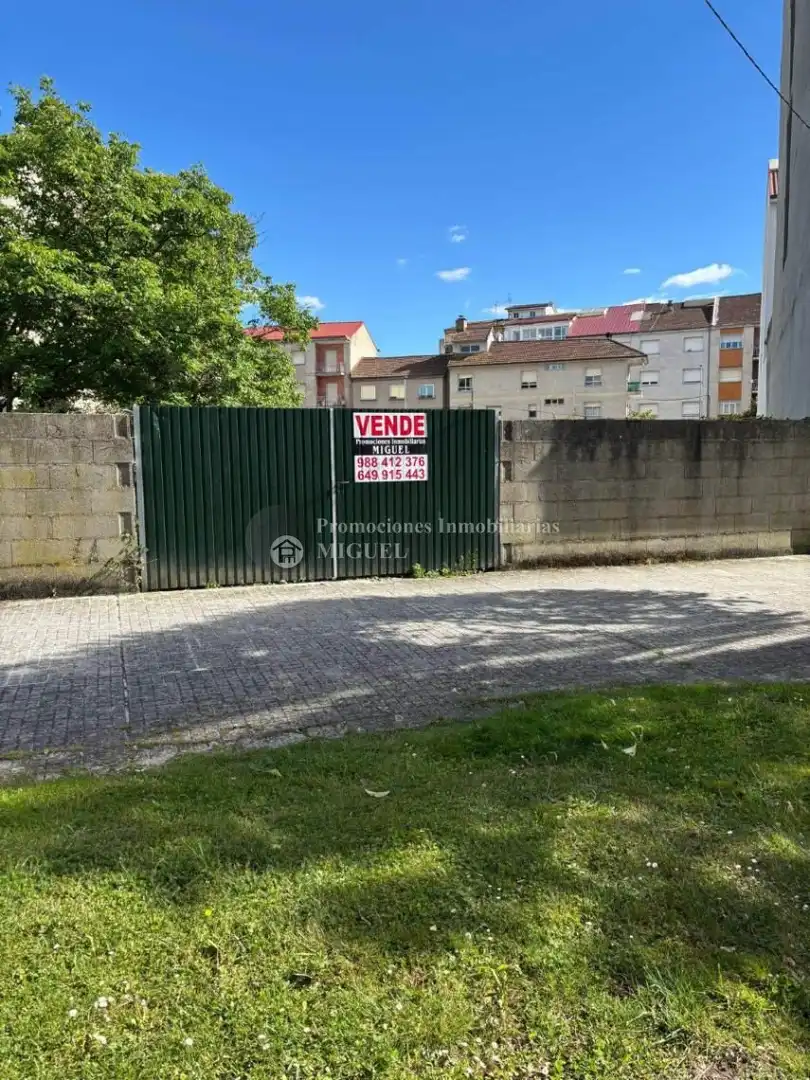 Lands and plots for sale in Avenida de Sousas
