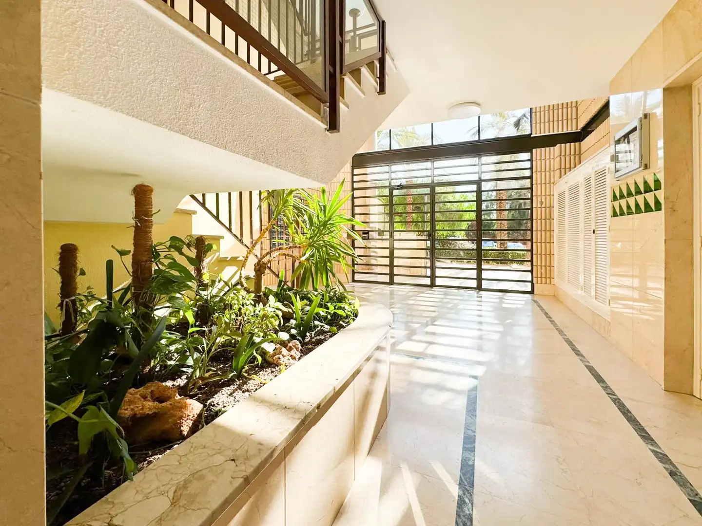 Wohnung zur Miete in Elche / Elx mit Klimaanlage, Heizung und Parkett