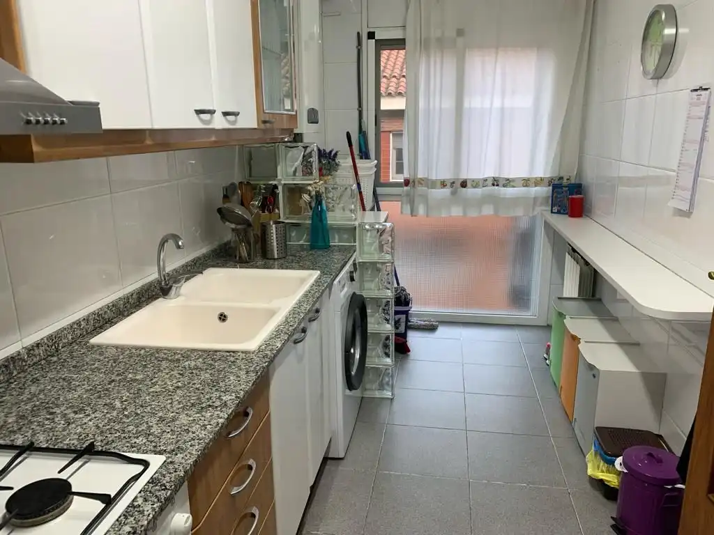 Wohnung zur Miete in Carrer del Pintor Viver, 27, Sant Pere