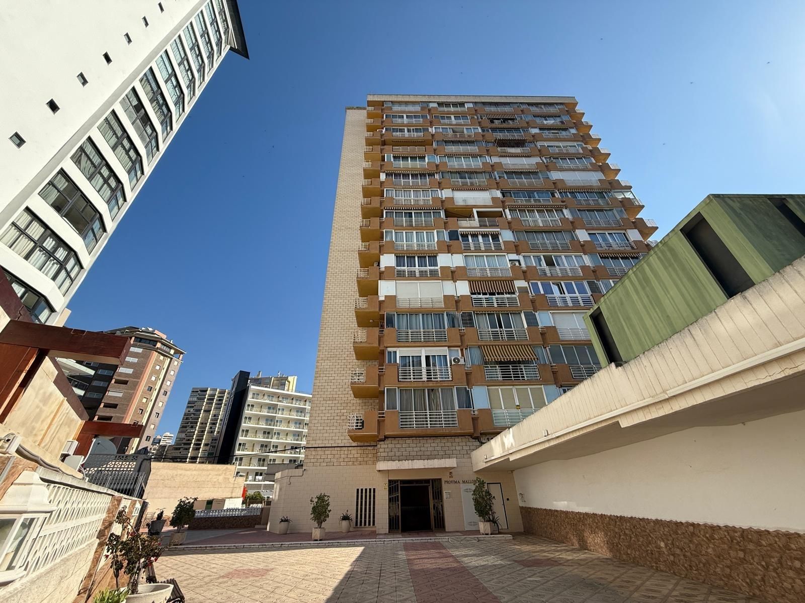 Exterior view of Apartment for sale in Benidorm  with Air Conditioner, Terrace and Balcony
