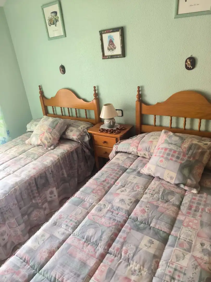 Dormitori de Casa o xalet en venda en Los Alcázares amb Aire condicionat, Terrassa i Moblat