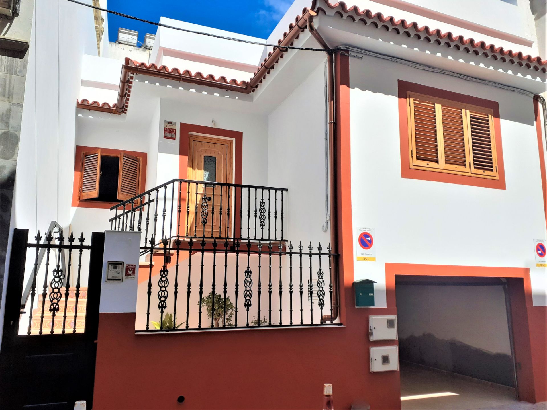 Single-family semi-detached for sale in Calle Huerta de Matos, Teror pueblo