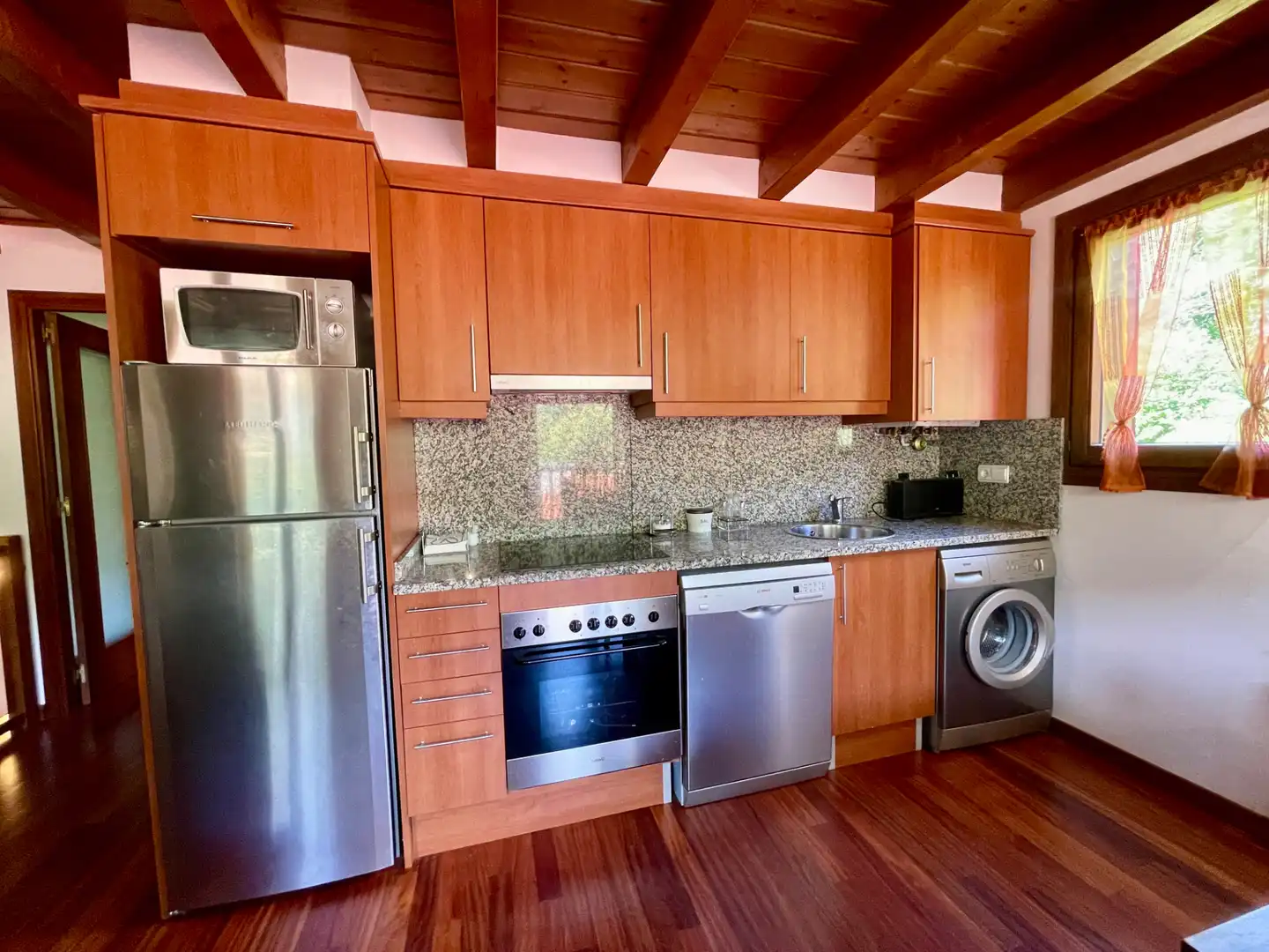 Kitchen of Duplexes for sale in Setcases  with Heating, Parquet flooring and Furnished