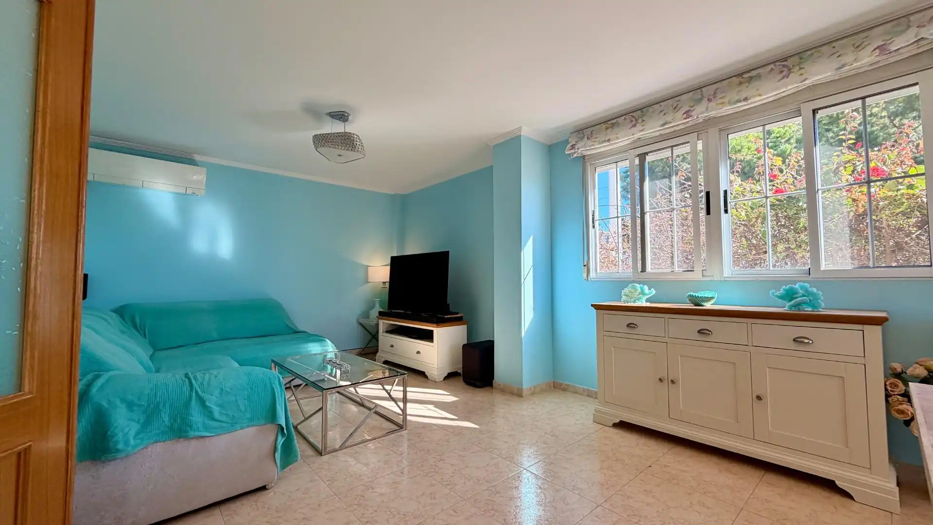 Living room of Houses for sale in Elche / Elx  with Air Conditioner, Heating and Terrace