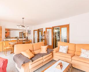 Sala d'estar de Apartament en venda en Vilanova i la Geltrú amb Aire condicionat, Calefacció i Terrassa