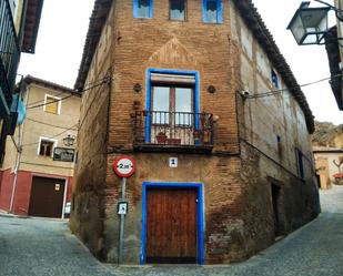 Exterior view of Single-family semi-detached for sale in Daroca  with Terrace, Furnished and Alarm