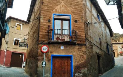 Vista exterior de Casa adosada en venda en Daroca amb Terrassa, Moblat i Alarma