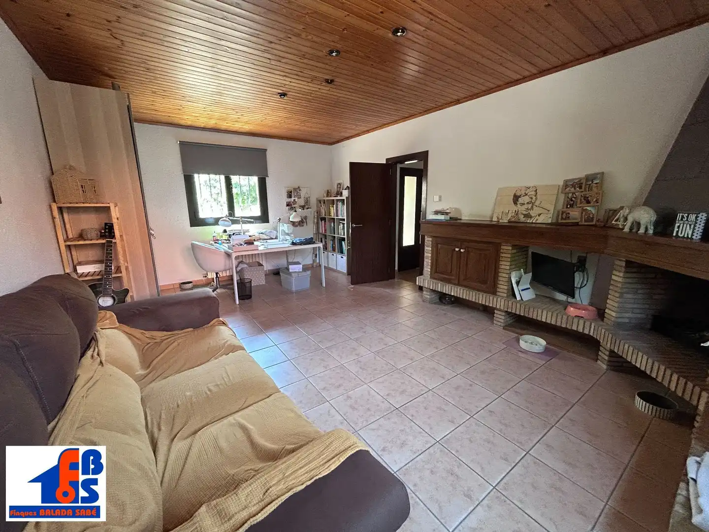 Sala de estar de Casa o chalet en venta en Sant Esteve de Palautordera con Aire acondicionado, Calefacción y Jardín privado