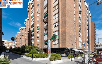 Exterior view of Flat for sale in  Granada Capital  with Heating and Community pool