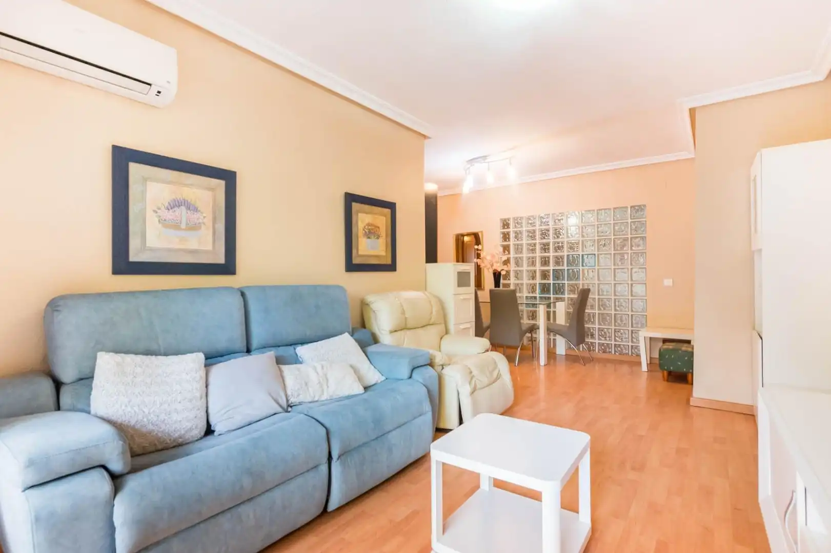 Sala d'estar de Pis en venda en Murcia amb Aire condicionat, Terrassa i Traster
