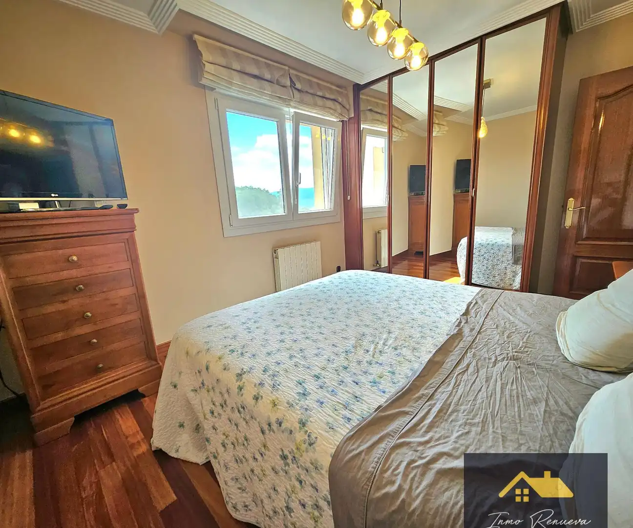 Bedroom of Flat for sale in Etxebarri, Bizkaia