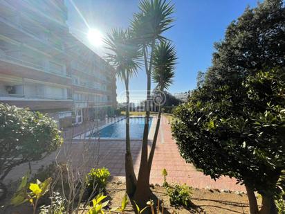 Vista exterior de Estudi en venda en Lloret de Mar amb Aire condicionat, Jardí privat i Piscina