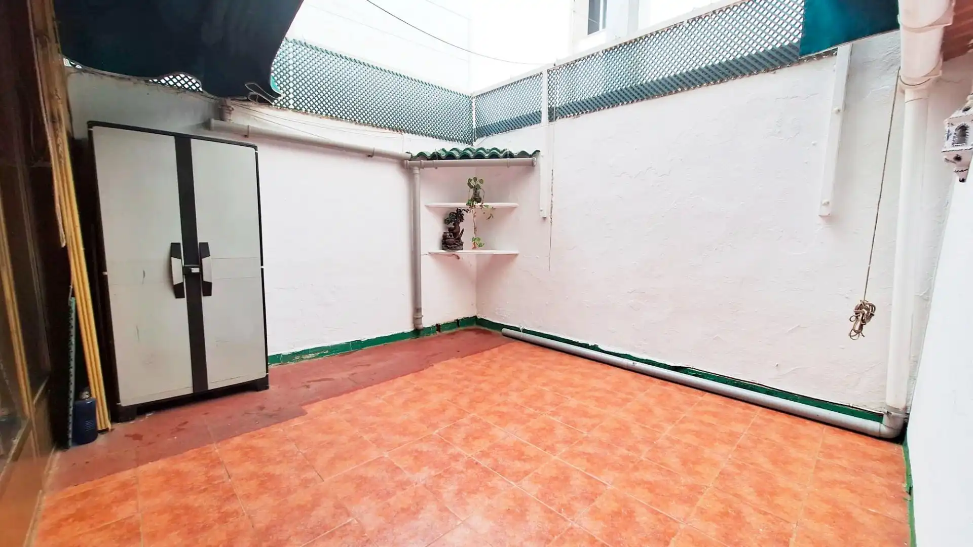 Flat for sale in Córdoba  with Air Conditioner, Heating and Storage room