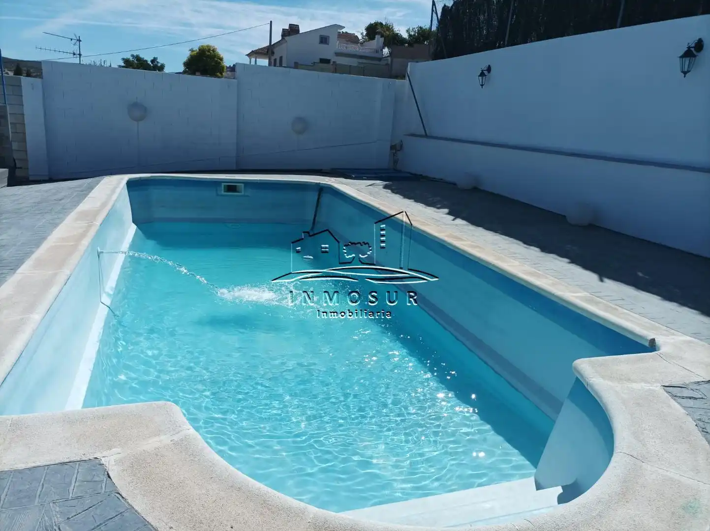 Piscina de Casa o xalet en venda en Lucena amb Piscina i Moblat