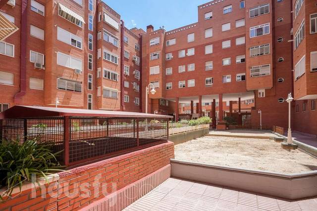 Piso en Venta en Calle Cesar Pastor Llopis, . en Santa Eugenia