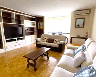 Living room of Flat for sale in  Madrid Capital  with Air Conditioner