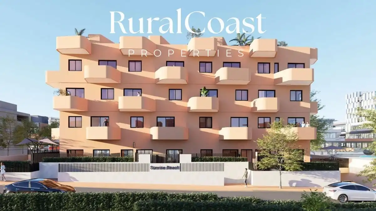 Vista exterior de Pis en venda en El Campello amb Terrassa, Piscina i Piscina comunitària