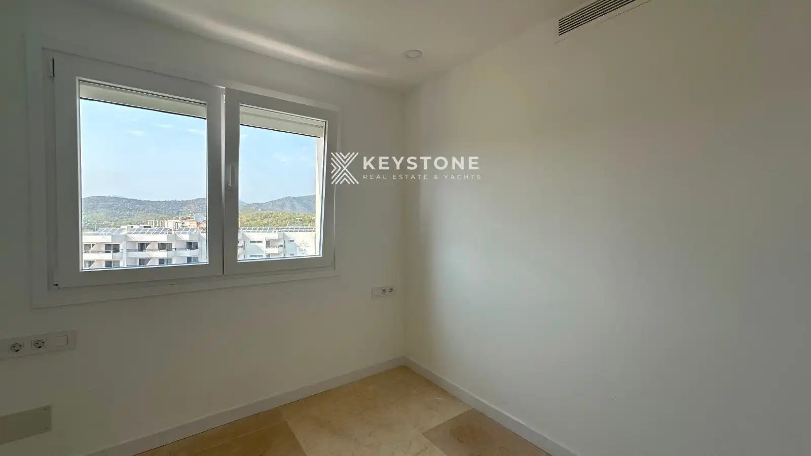 Flat for rent in Avinguda S'Olivera, Magaluf