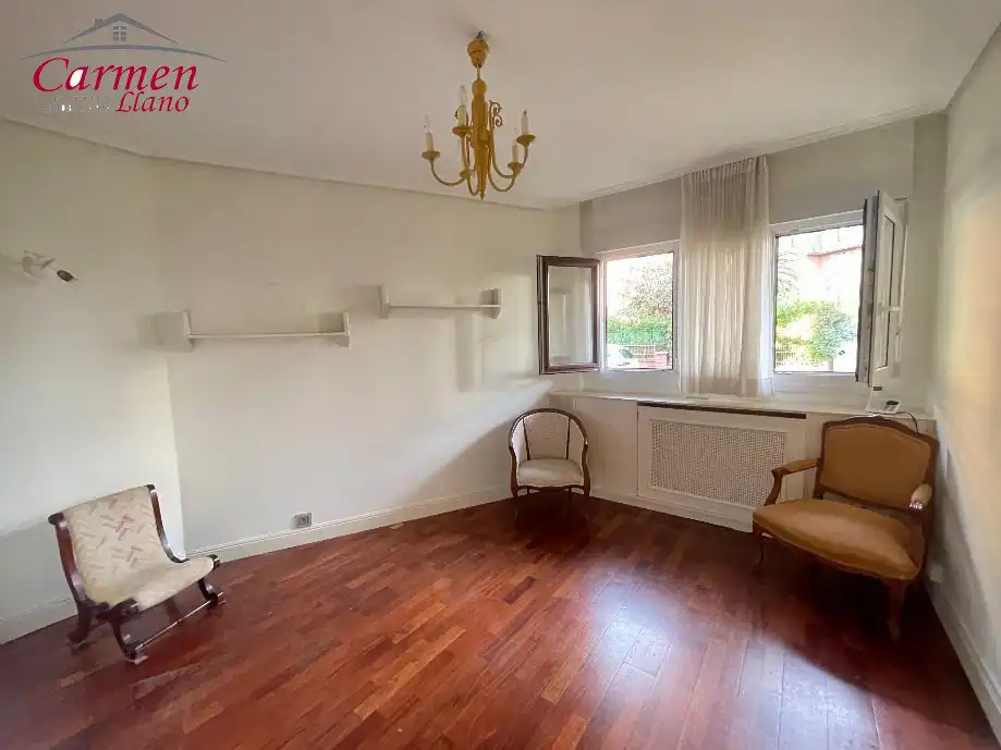 Sala de estar de Piso en venta en Getxo  con Calefacción y Trastero