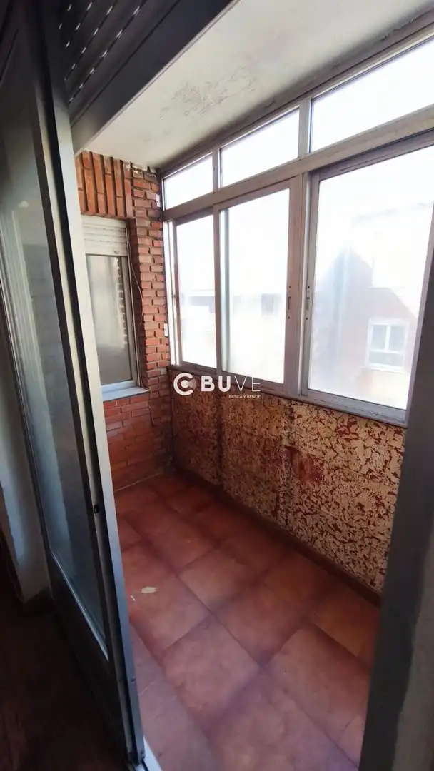 Piso en venta en León Capital  con Terraza y Trastero