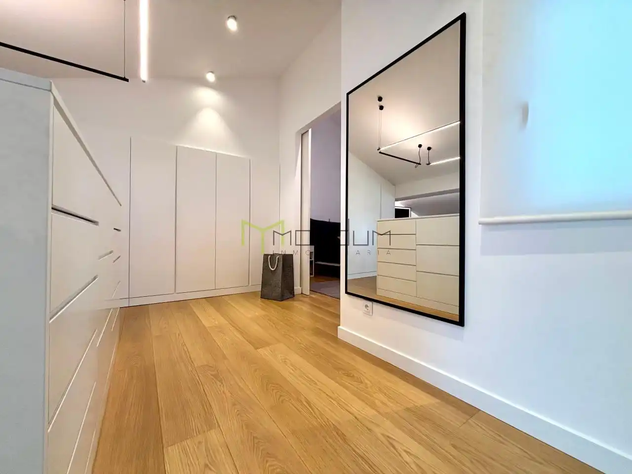 Maisonette zum Verkauf in Santiago de Compostela  mit Heizung, Abstellraum und Möbliert