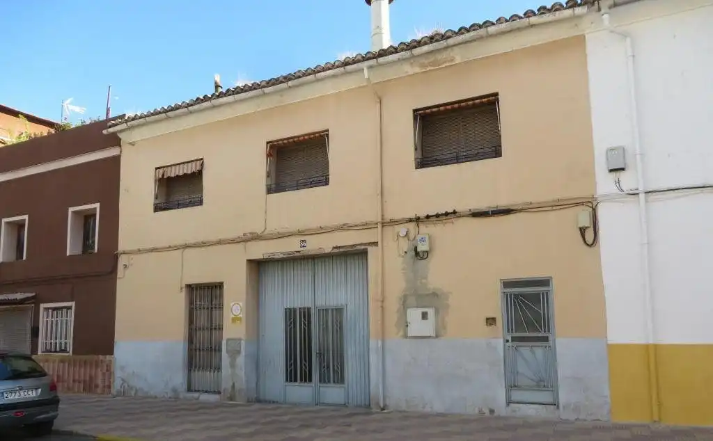 Vista exterior de Casa o chalet en venta en Alberic con Alarma