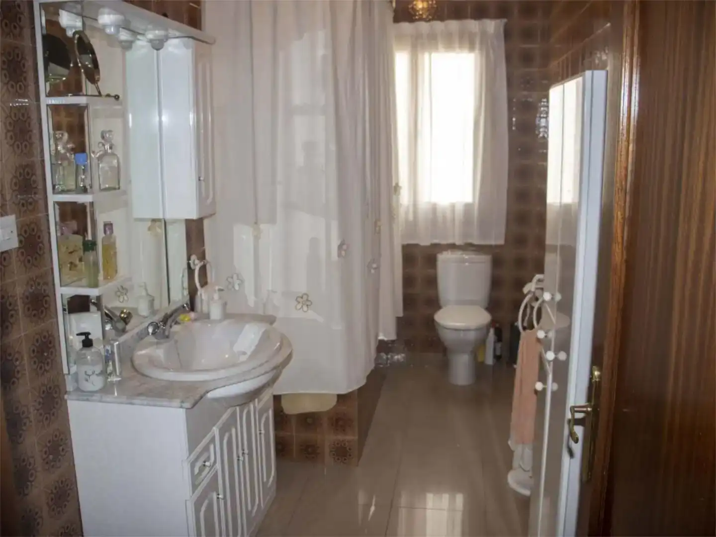 Baño de Piso en venta en Daimiel con Aire acondicionado, Trastero y Balcón