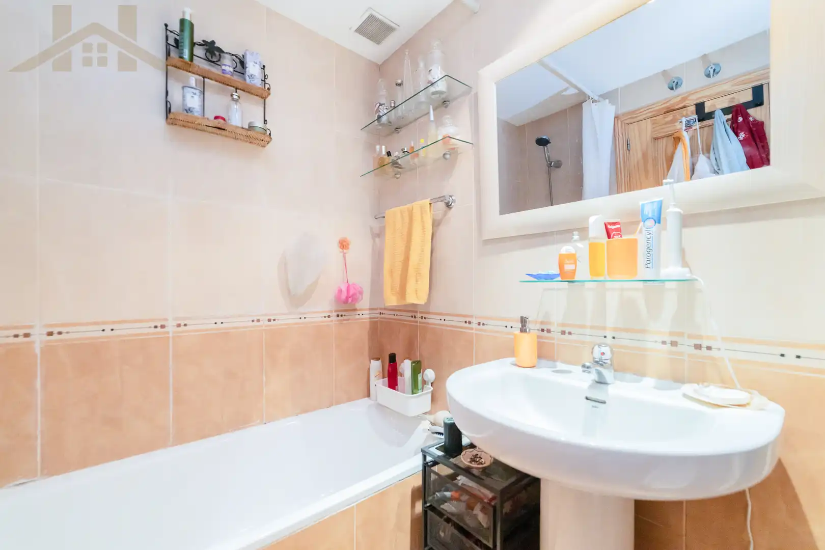 Bathroom of Flat for sale in Casa Amarilla