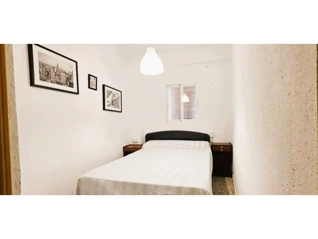 Habitación de Piso en venta en Calles con Aire acondicionado, Balcón y Internet