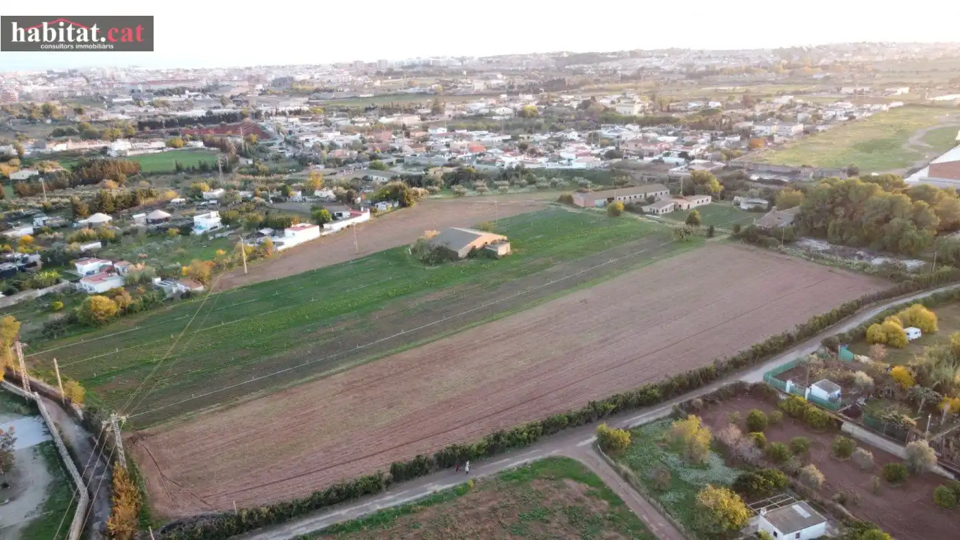 Finca rústica en venta en Vilanova i la Geltrú con Jardín privado y Terraza
