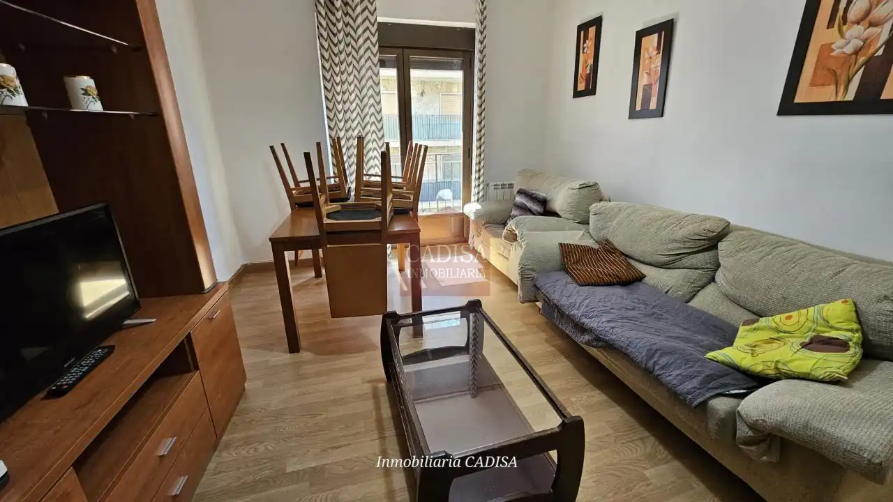 Sala de estar de Piso para compartir en Salamanca con Calefacción, Parquet y Terraza