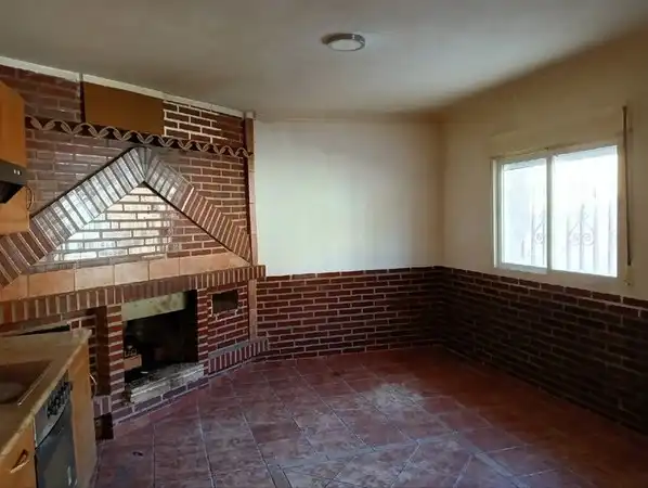 Sala d'estar de Casa adosada en venda en Albelda de Iregua