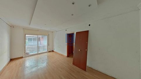 Foto 3 de Piso en venta en Pintor Togores, Centre - Cordelles, Cerdanyola del Vallès