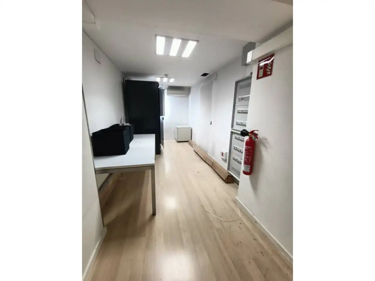 Office for rent in Girona  with Air Conditioner and Heating