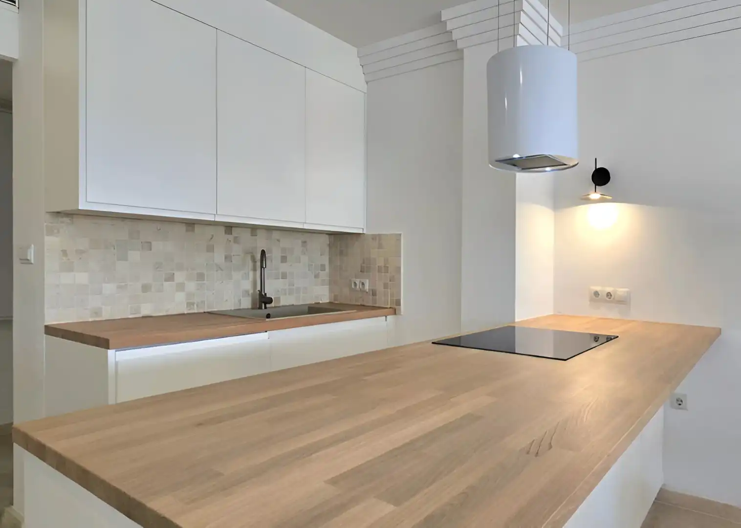 Kitchen of Apartments for sale in Marbella  with Air Conditioner, Heating and Terrace