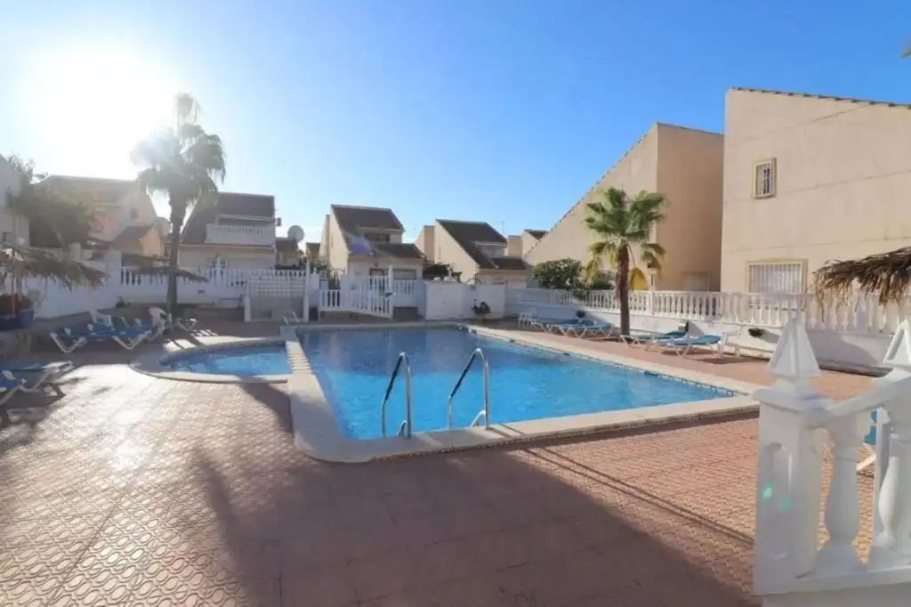 Piscina de Casa adosada en venta en Rojales con Jardín privado, Terraza y Piscina comunitaria