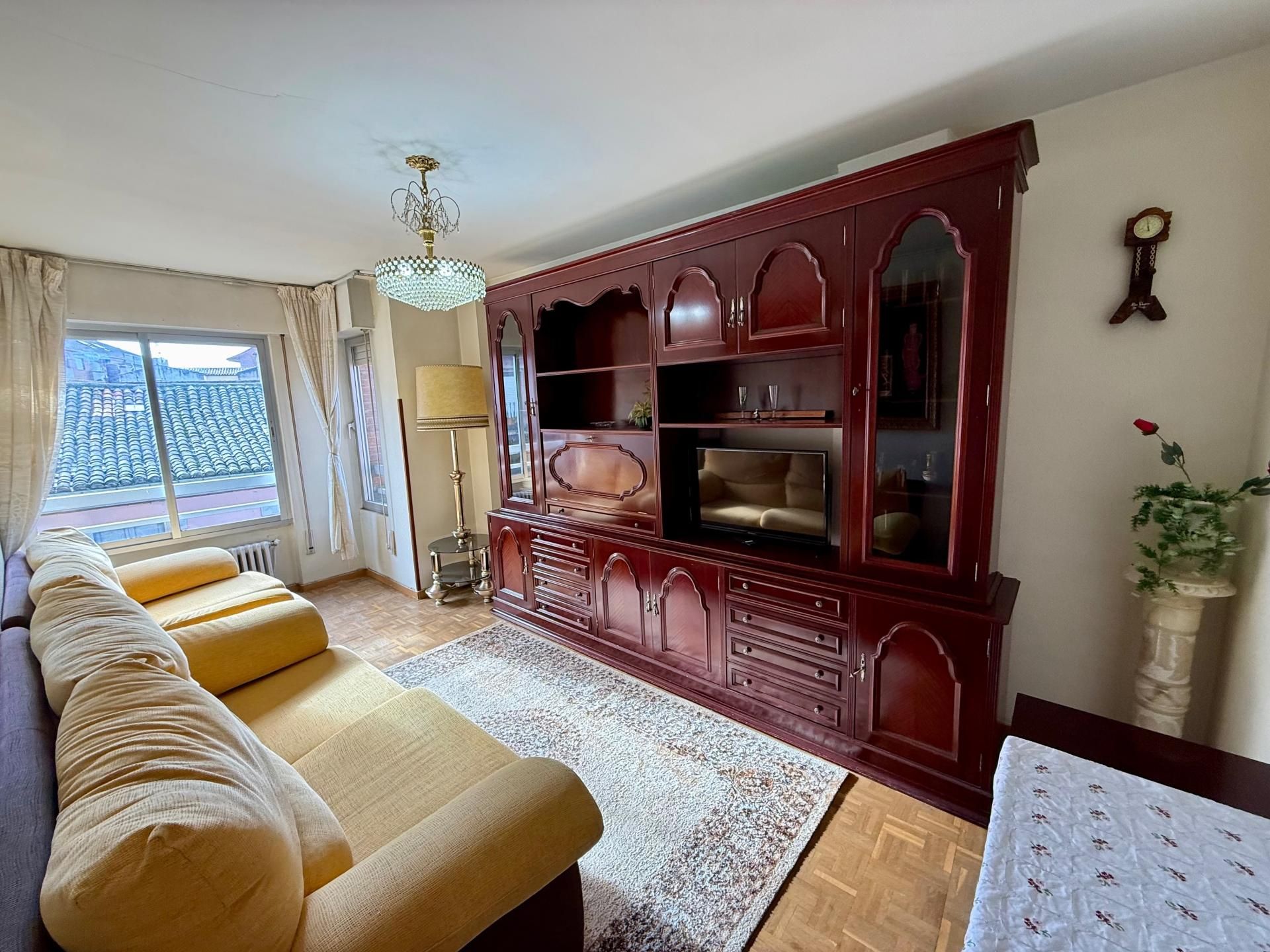 Wohnzimmer von Wohnung zum Verkauf in Valencia de Don Juan mit Heizung