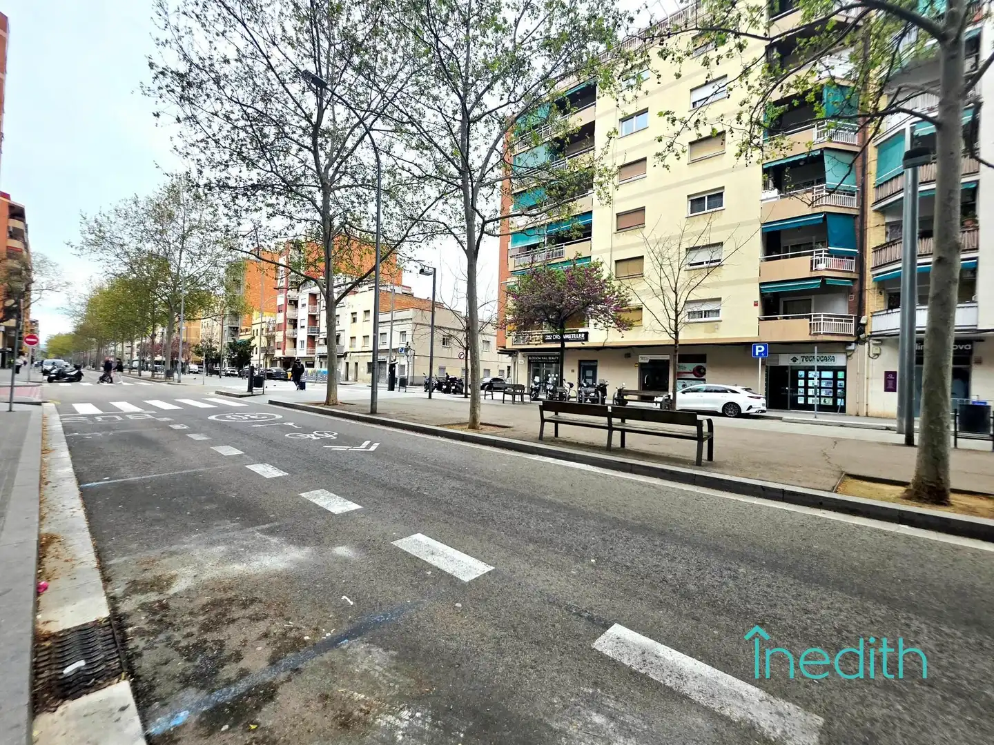 Vista exterior de Piso en venta en El Prat de Llobregat con Aire acondicionado, Calefacción y Terraza