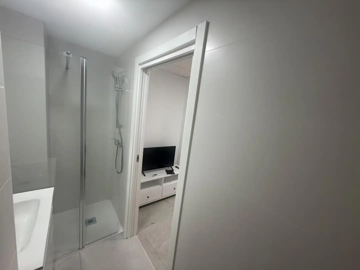 Badezimmer von Wohnung zur Miete in Almería mit Klimaanlage
