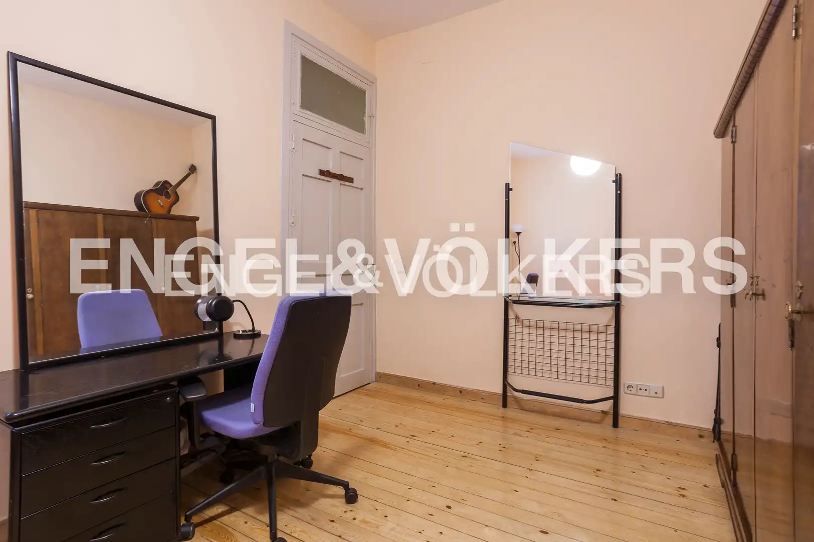 Bedroom of Flat for sale in Madrid  with Heating and Balcony