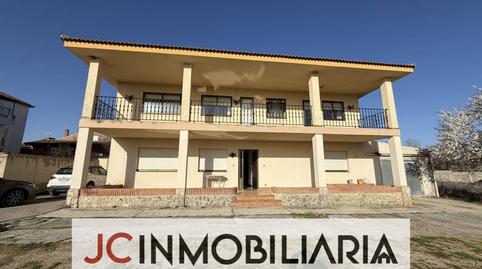 Foto 2 de Pis en venda a Avenida Santiago Hidalgo, Valoria la Buena, Valladolid